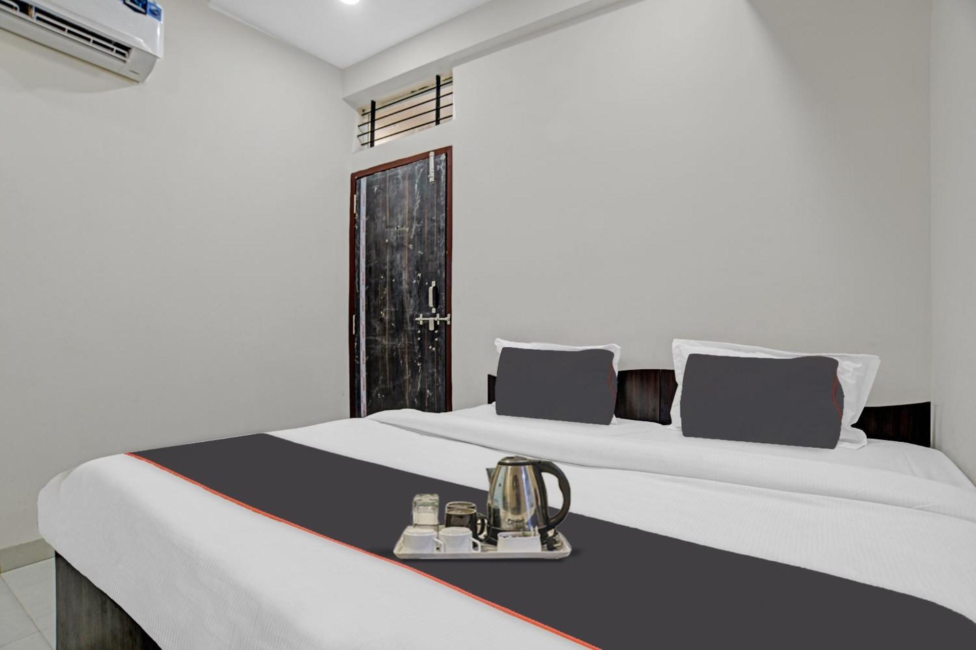 Hotel O Dream Palace Indore Bagian luar foto