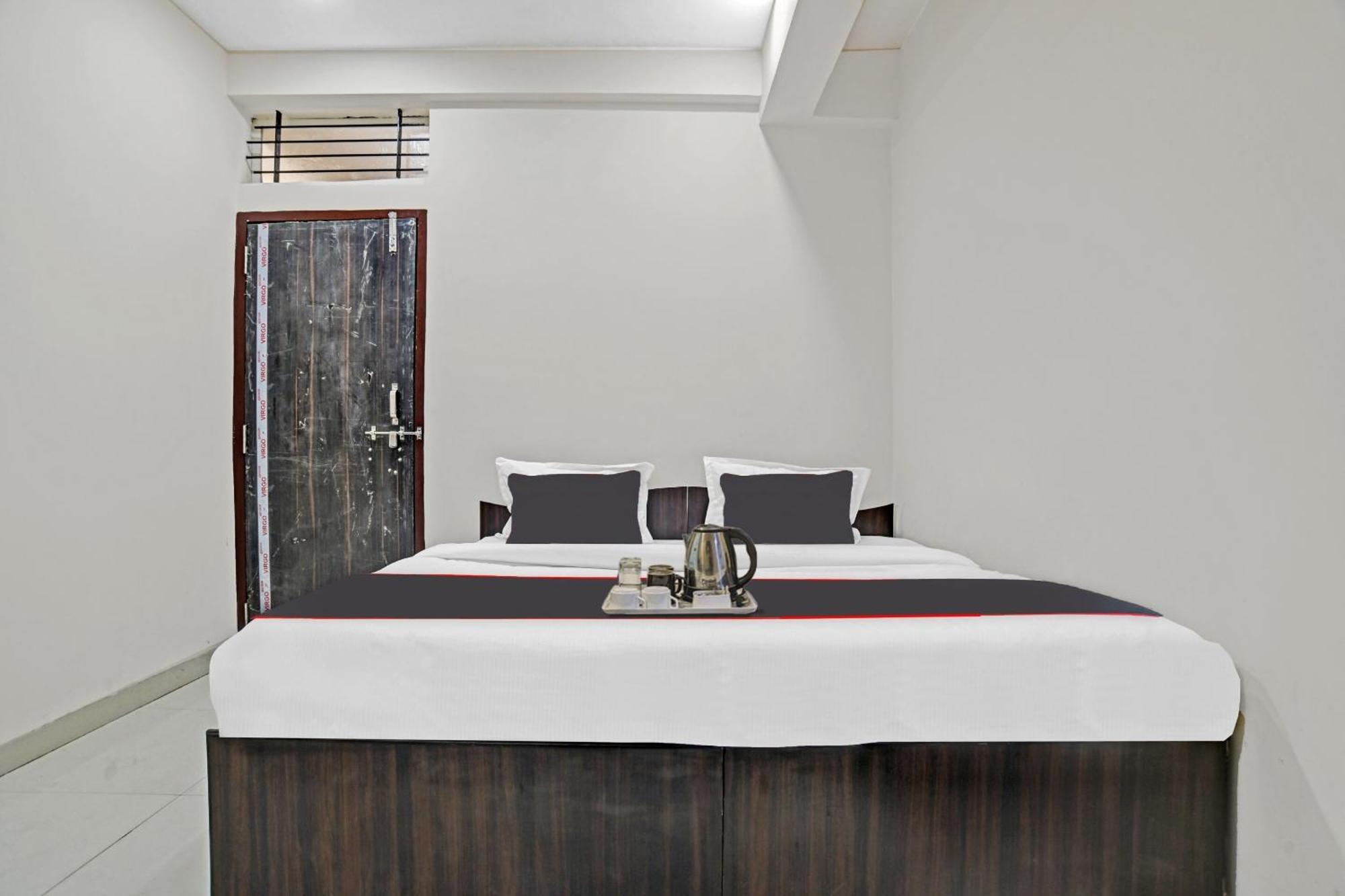 Hotel O Dream Palace Indore Bagian luar foto