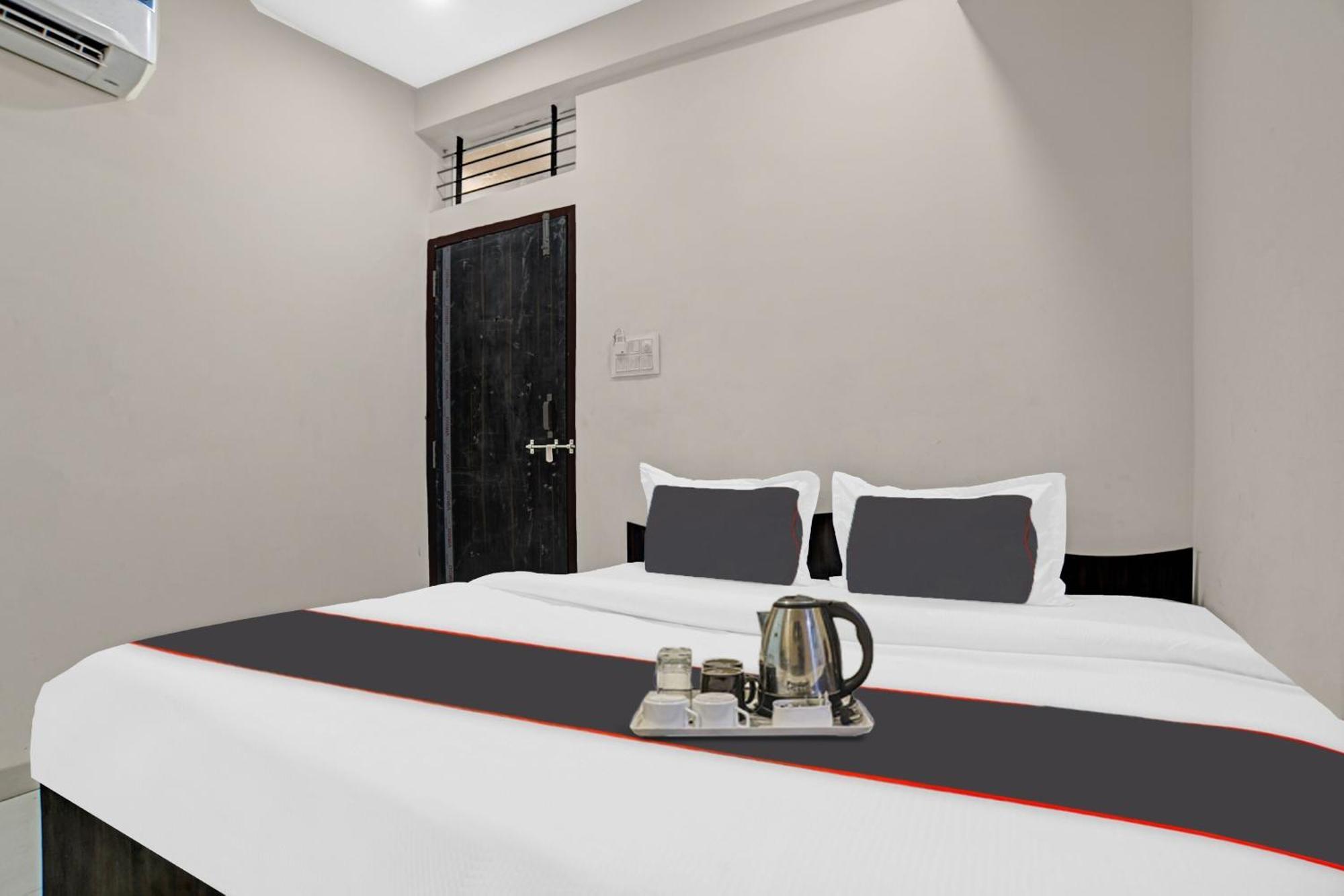 Hotel O Dream Palace Indore Bagian luar foto